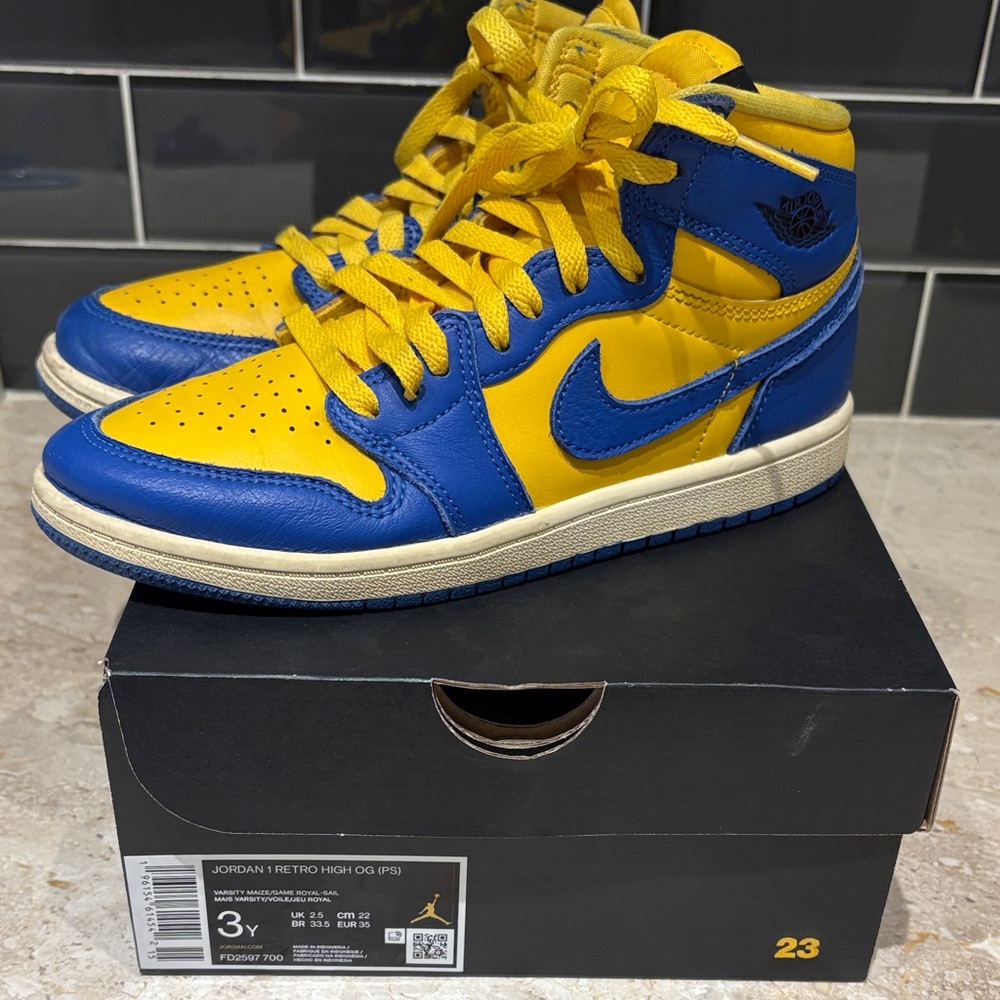 Jordan Kids Sneakers in Blue and Yellow
